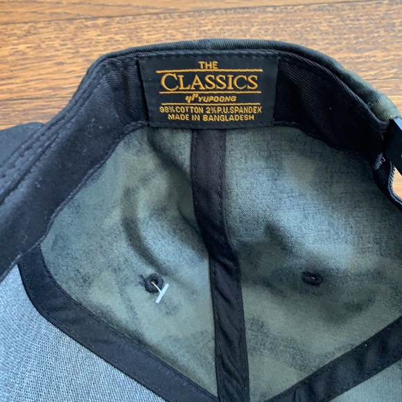 Men’s Green Camo Snapback Baseball Cap - Picture 4 of 5